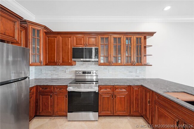 Building Photo - 4339 Bougainvilla Dr