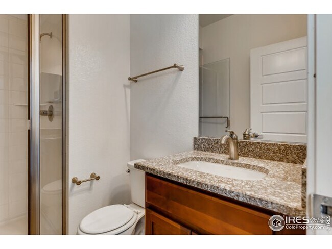 Building Photo - 14100 Mosaic Ave