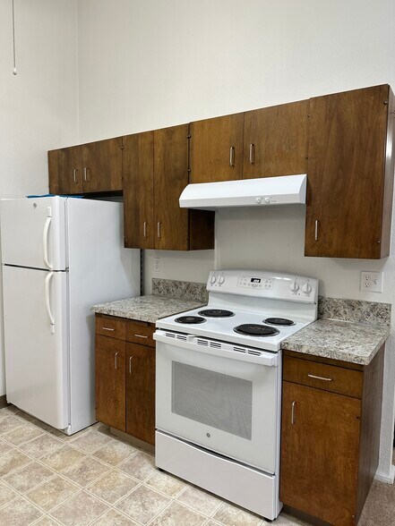 Kitchen - New fridge to be installed - 3031 Bridgeport Way W