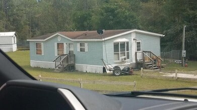 Building Photo - 1450 Broad St