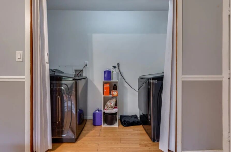 Building Photo - 644 Glen Circle Dr