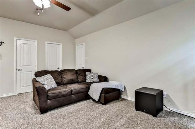 Building Photo - 10129 Leander Pl