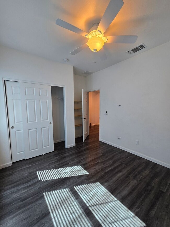 Building Photo - 139 Novella Dr