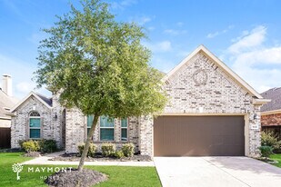 Building Photo - 3626 Pasteur Ln