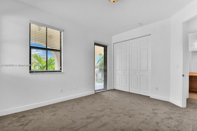 Building Photo - 8354 NW 39th Ct