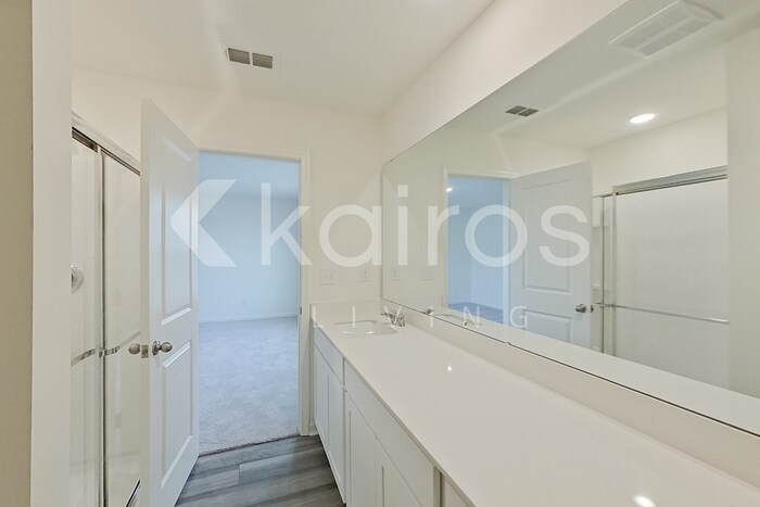 Building Photo - 634 Muster Fld Ct