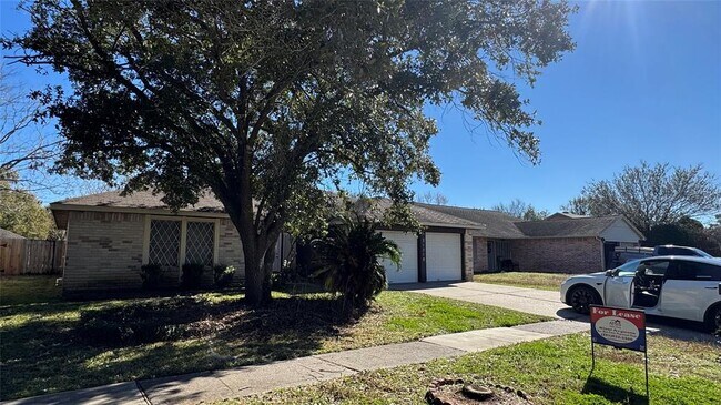 Building Photo - 21318 Bridgepoint Ln