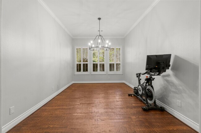 Building Photo - 161 Riverbend Way