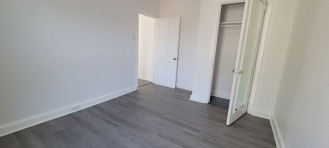 Building Photo - Newly Renovated 3BR Home – Lancaster – Move-In Ready