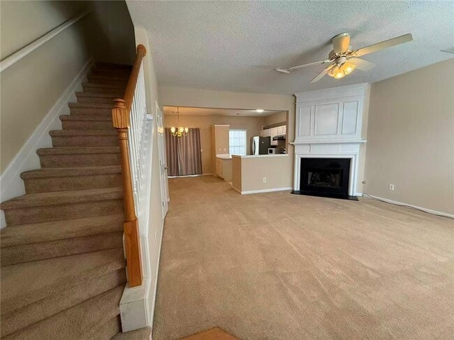 Building Photo - 4063 Howell Park Rd