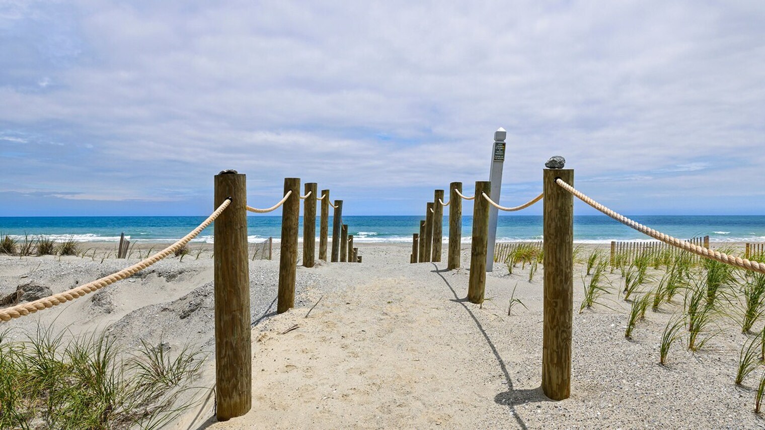 Building Photo - 1277 Debordieu Blvd