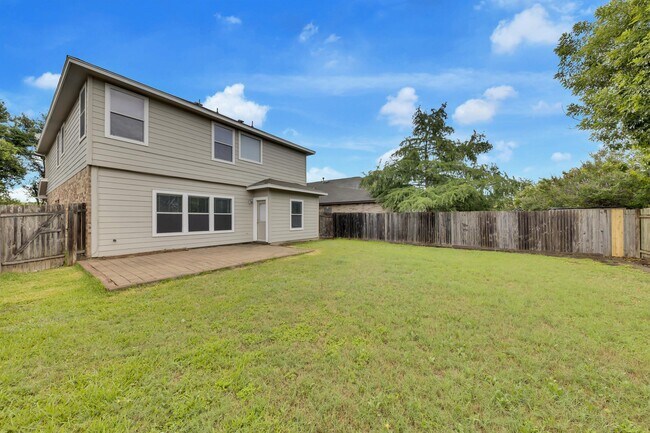 Building Photo - 10900 Gerald Allen Loop