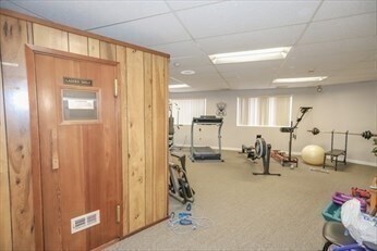 Building Photo - 295 Lynn Shore Dr