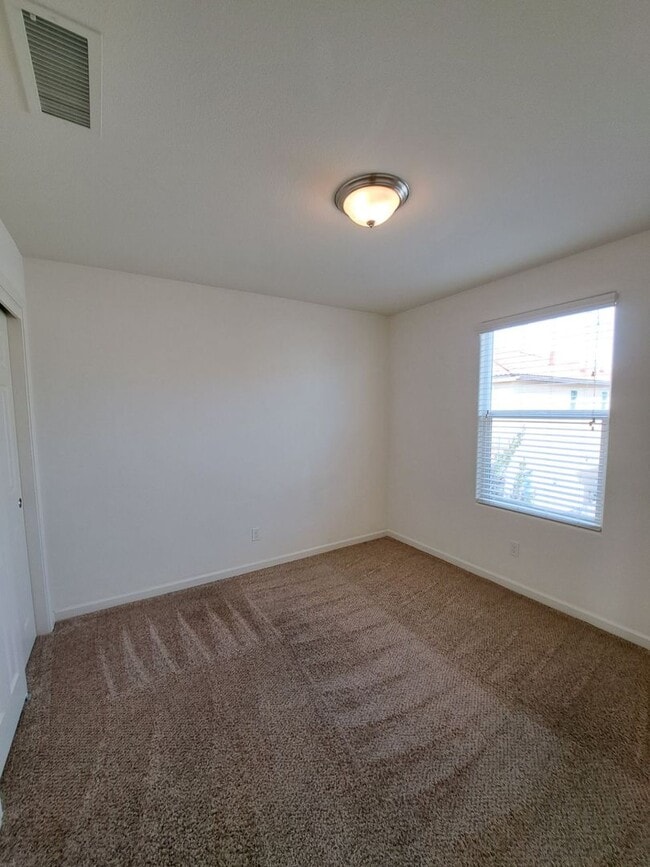 Building Photo - Move in Special: Your Home for the Holidays Awaits! $500 Off First Month—Beautiful 3-Bedroom in C...