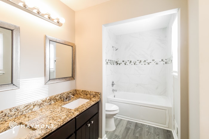 Building Photo - 9046 Southcrest Ct