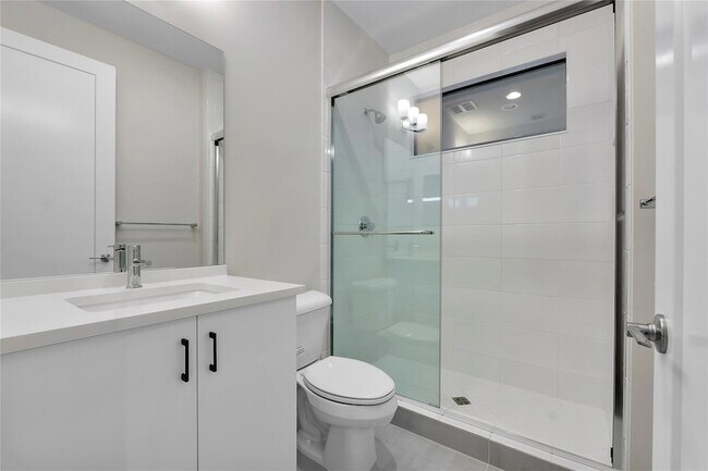 Building Photo - 20119 Pacific Dunes Dr