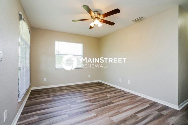 Building Photo - 3 Bedroom Pet-Friendly Home in Fort Myers,...