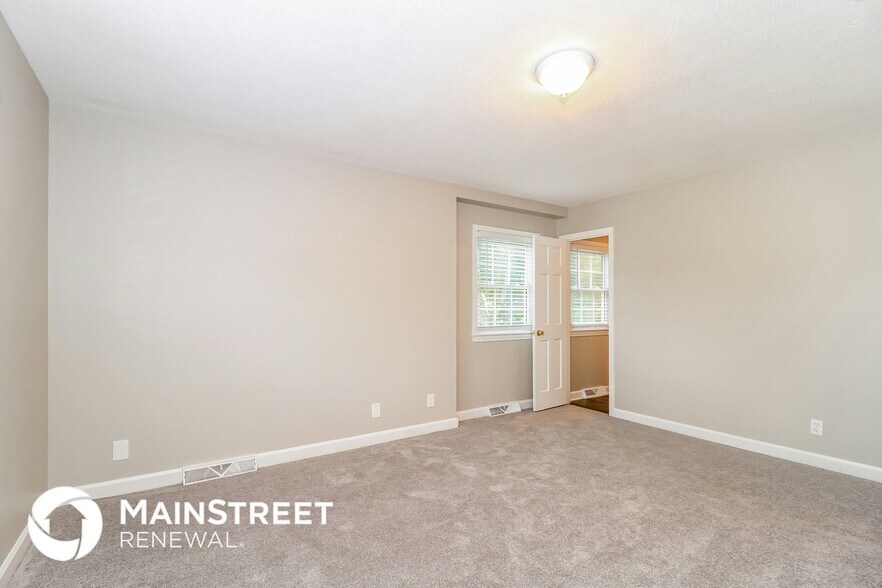 Building Photo - 4635 Woodsman Way