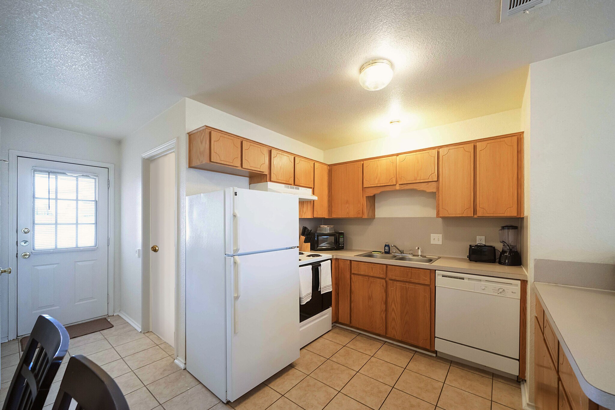 Kitchen - 4104 Terri Linn