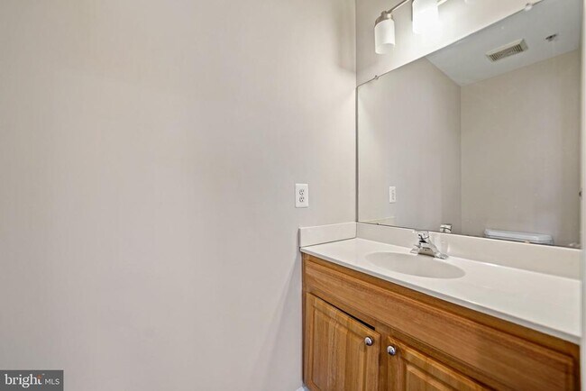 Building Photo - 24 Merion Ave