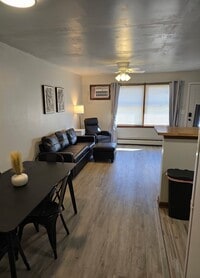 Building Photo - Elm Multiplex