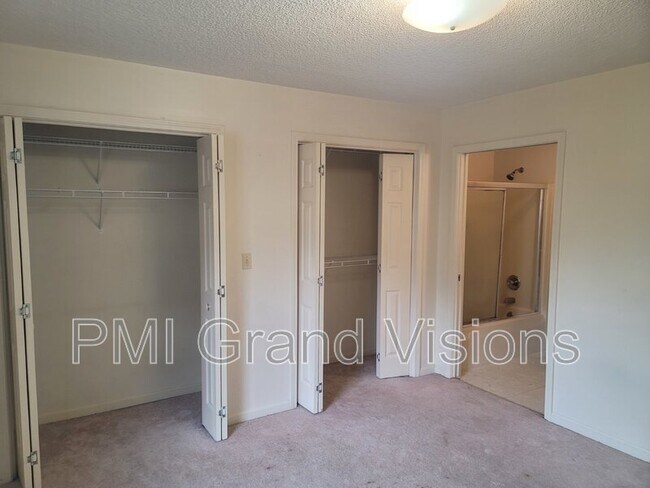 Building Photo - 1305 18th St
