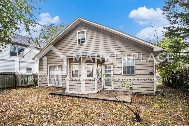 Building Photo - 1638 Mercer Ave