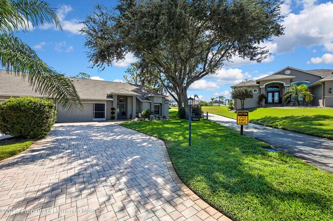 Building Photo - 2368 Fairskies Dr