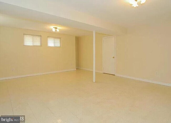 Building Photo - 8707 Greystone Pl