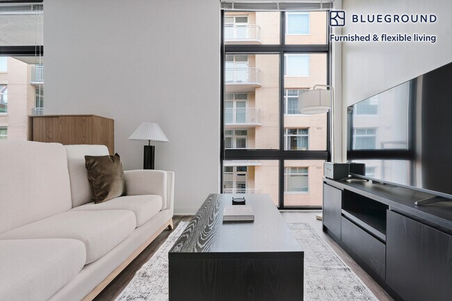 Building Photo - 4918 St Elmo Ave