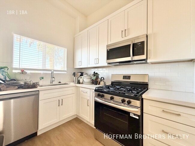 Building Photo - 1467 Fairbanks Pl