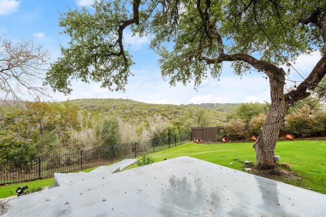 Building Photo - 11704 Palisades Pkwy