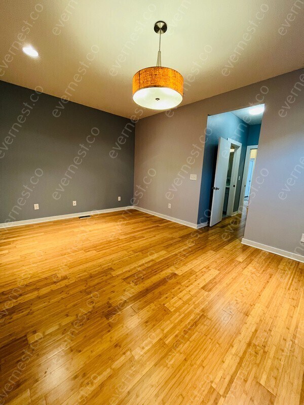 Building Photo - 3-Bed/2.5-Bath Home/Pet Friendly/Available Soon!
