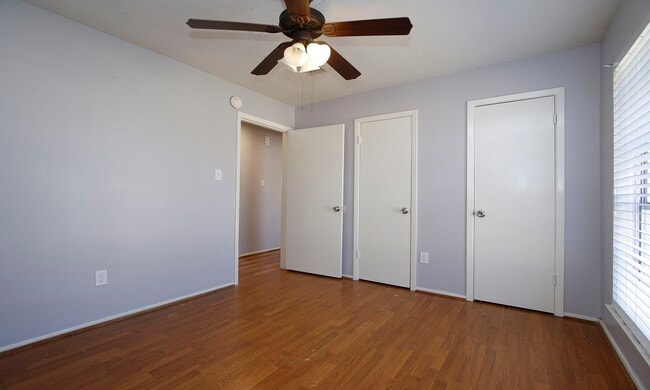 Building Photo - 14239 Montaigne Dr