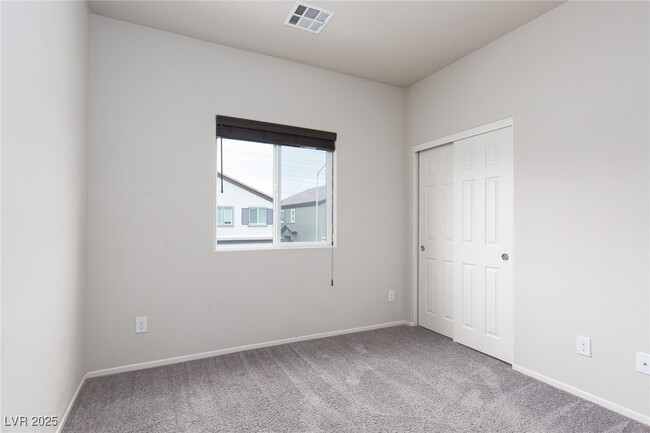 Building Photo - 4740 Blaise Ave