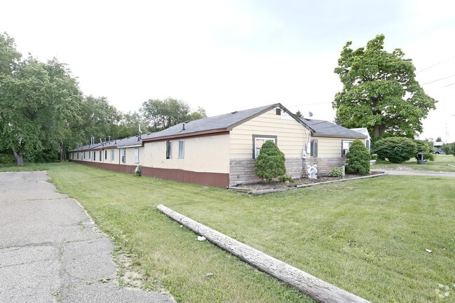 Building Photo - 9740-9750 Dixie Hwy