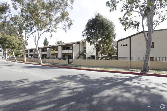 La Puente Villas - 17340 Main St