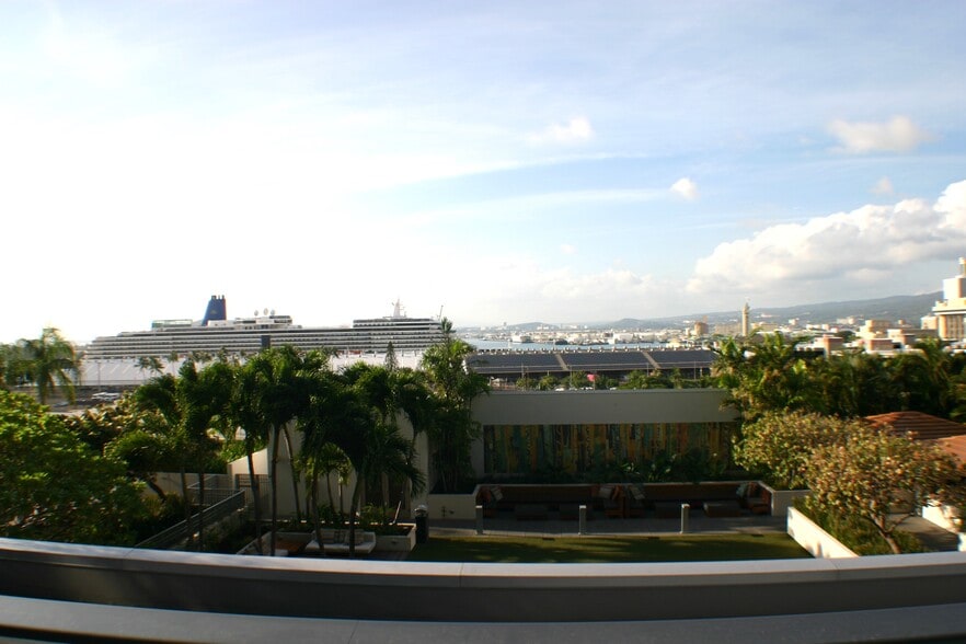 Building Photo - 600 Ala Moana Blvd
