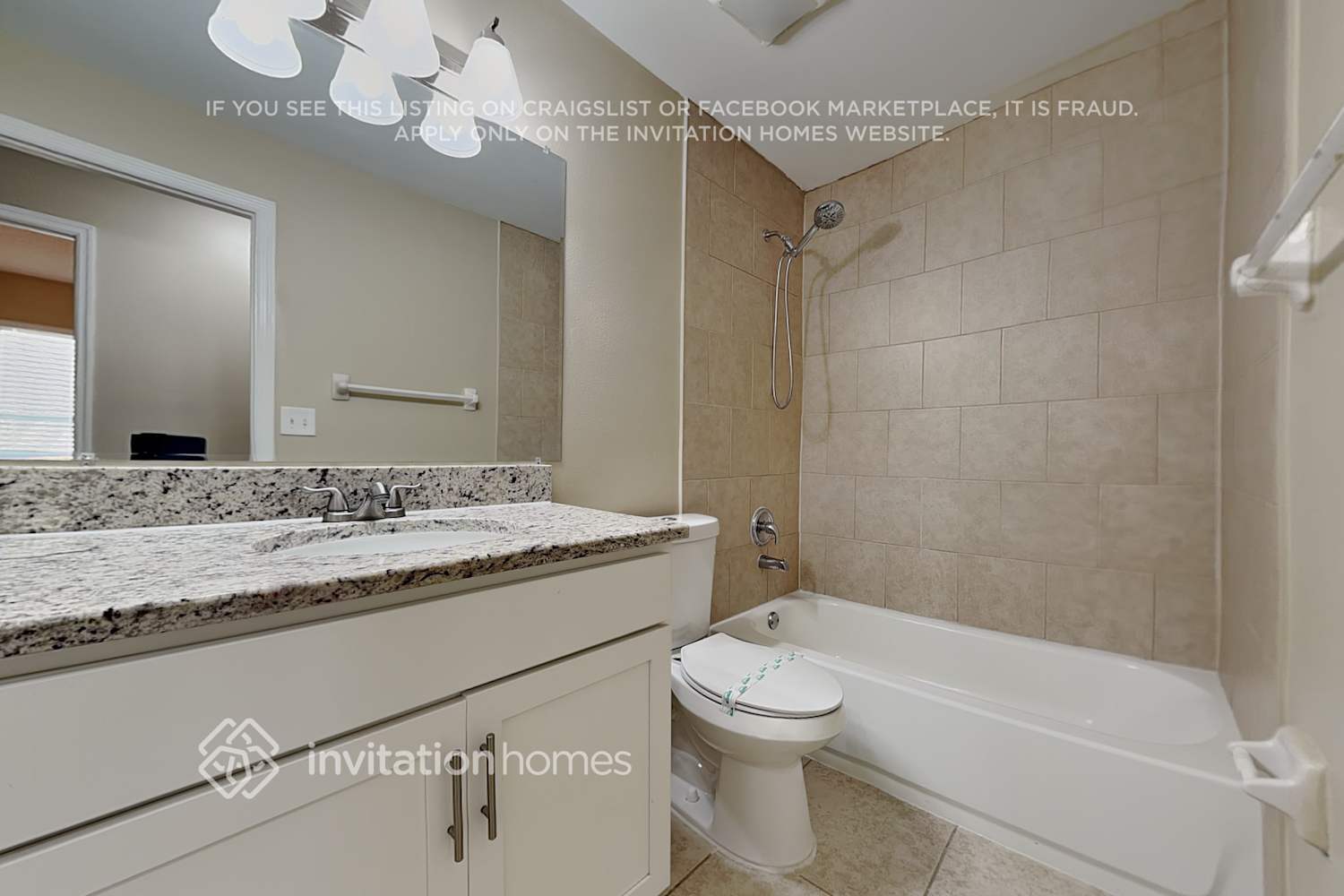 Building Photo - 14841 Margaux Dr