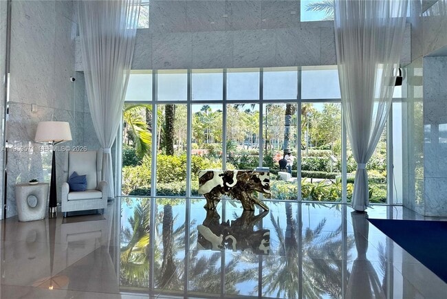 Building Photo - 540 West Ave