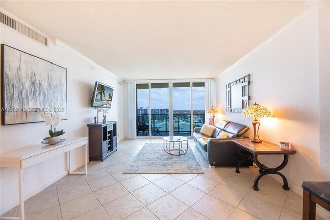Building Photo - 2501 S Ocean Dr
