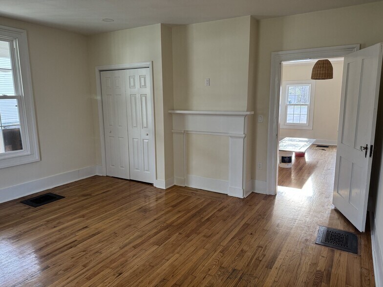 Building Photo - 4925 NY-22