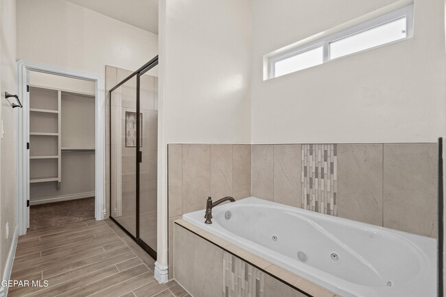 Building Photo - 12333 Desert Dove Ave