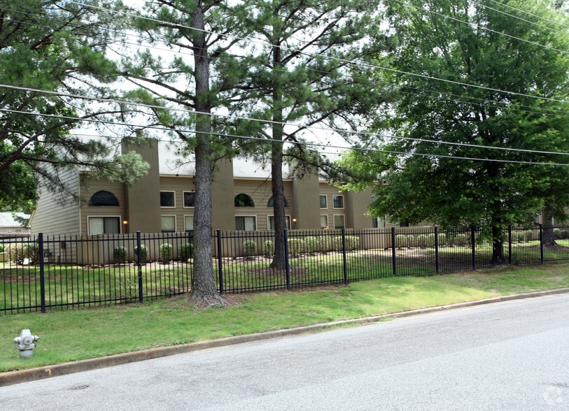 Riverdale 3295 Riverdale Rd Memphis TN 38119 Apartment Finder