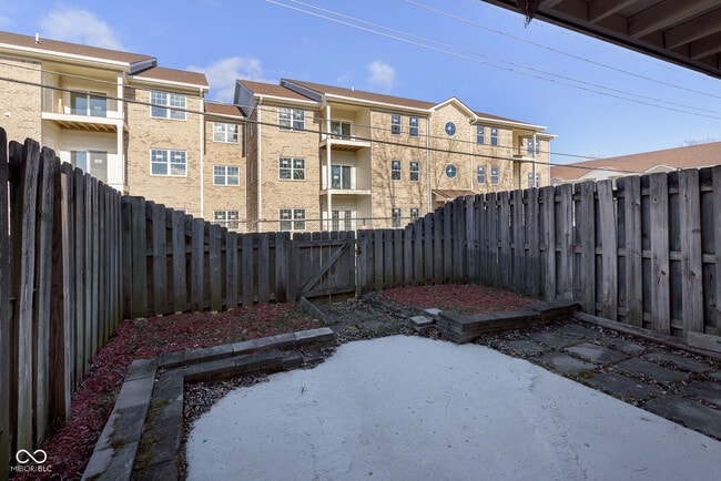 Building Photo - 114 Greenwood Trail N Dr