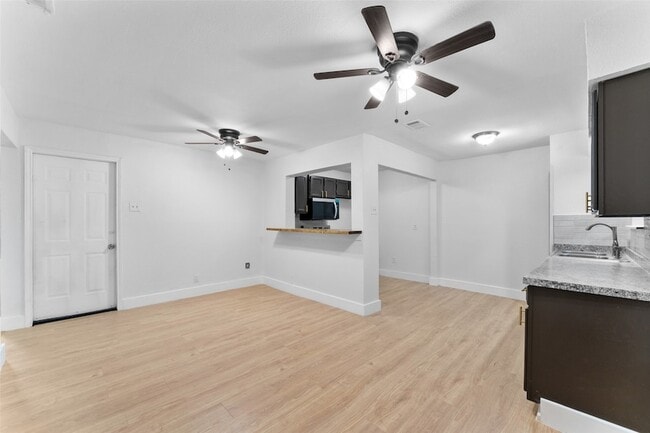 Building Photo - 12721 Dodson St