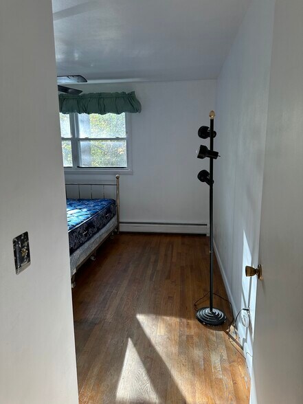 Building Photo - 8244 Lake Street Ext