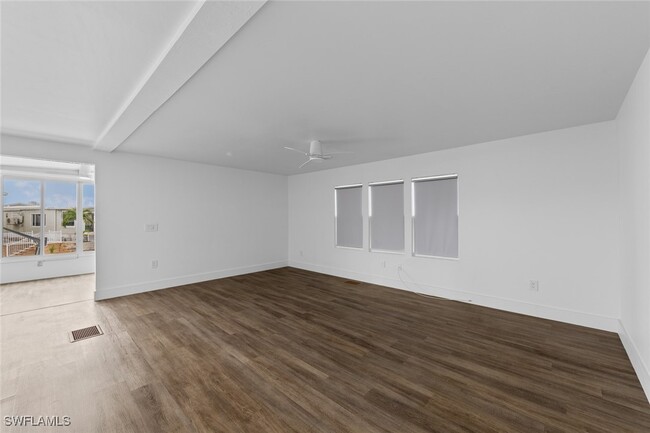 Building Photo - 4685 Kahlua Ln