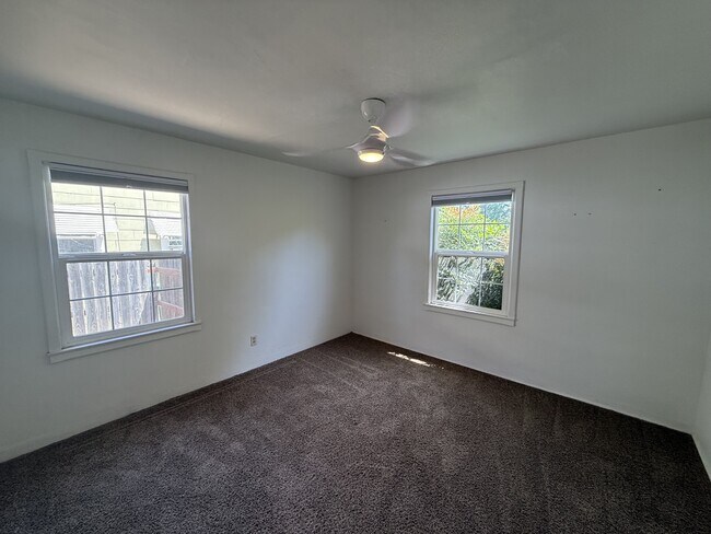 Building Photo - 1603 Sherman Ave