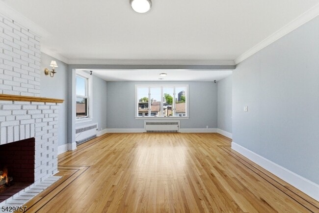 Building Photo - 773 Kingsland Ave